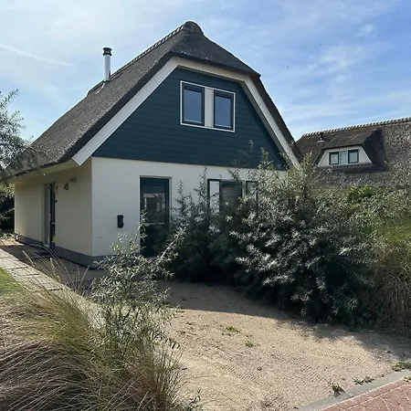 Duynopgangh 5 Holiday home *